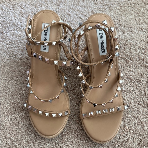 Steve Madden Shoes - Steve Madden Beige Studded Sandals 9